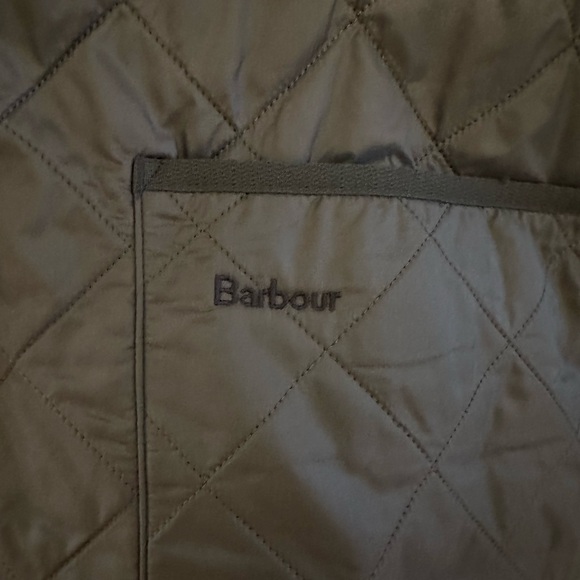 Barbour Beaufort Jacket - Picture 11 of 12